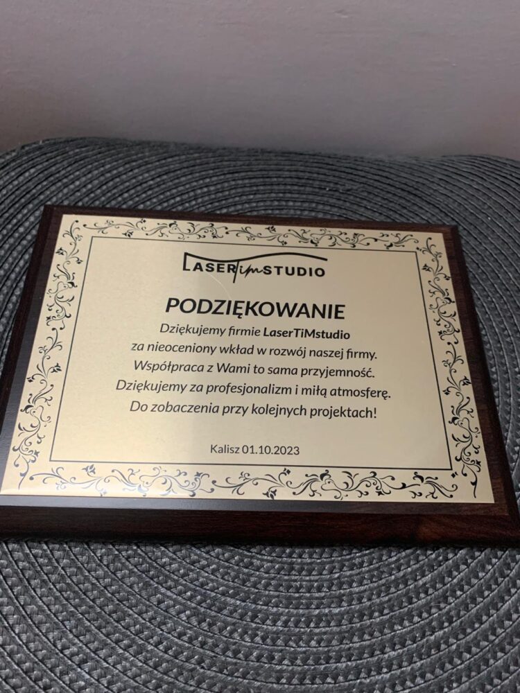 Dyplom/podziękowanie/certyfikat na podkładzie drewnianym! Personalizacja, grawerowanie laserowe! ZŁOTY! - obrazek 5