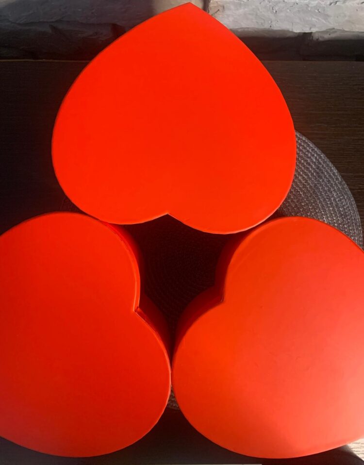 Pudełko kartonowe "Serce" z pokrywką. 20cm*17cm - obrazek 2