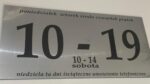 Tablica na drzwi z laminatu grawerskiego. 20cm * 10cm, SREBRNA! Grawerowanie laserowe. - obrazek 3