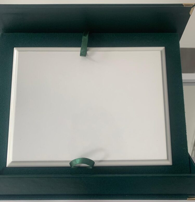 Podziękowanie/dyplom/certyfikat na podkładzie drewnianym w reprezentacyjnym opakowaniu! Personalizacja! ZIELONY/BIAŁY - obrazek 2